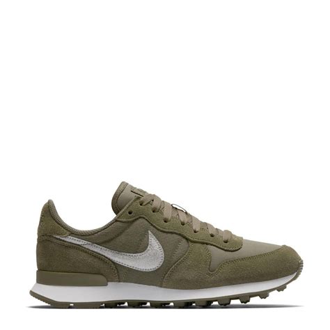 nike dames olijfgroen